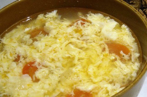 Tomato egg drop soup